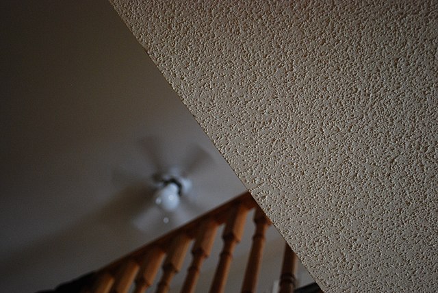 ceiling texture, pros and cons